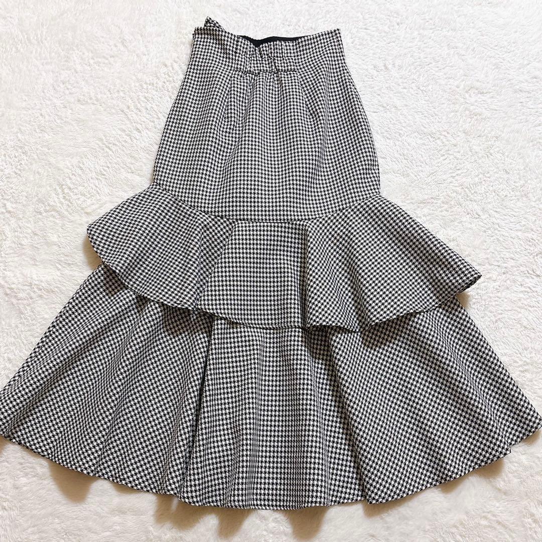 ［超美品］rienda リエンダ　千鳥フリルスリットスコートショートパンツ