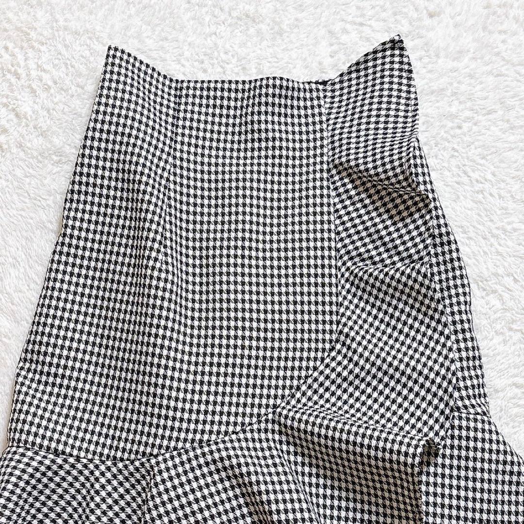 ［超美品］rienda リエンダ　千鳥フリルスリットスコートショートパンツ