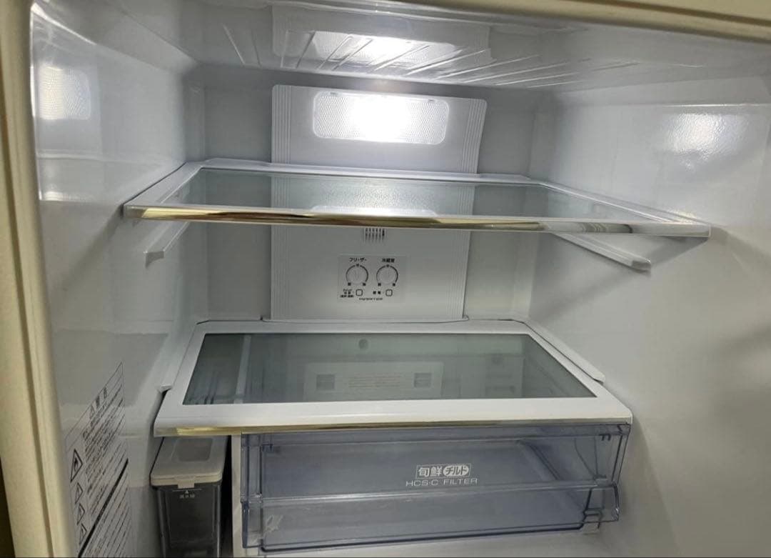 ☆なーさん専用☆自動製氷付き☆AQUA 冷蔵庫 【AQR-SV24J】ホワイト