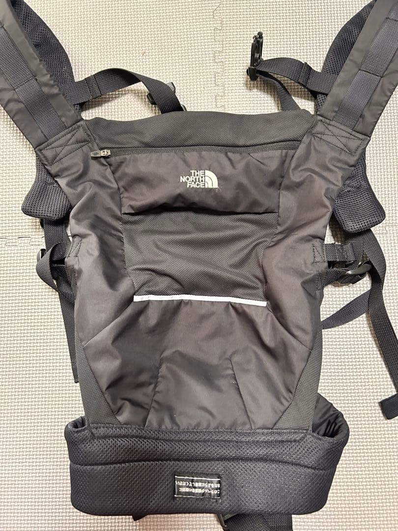 THE NORTH FACE ブラック抱っこひも