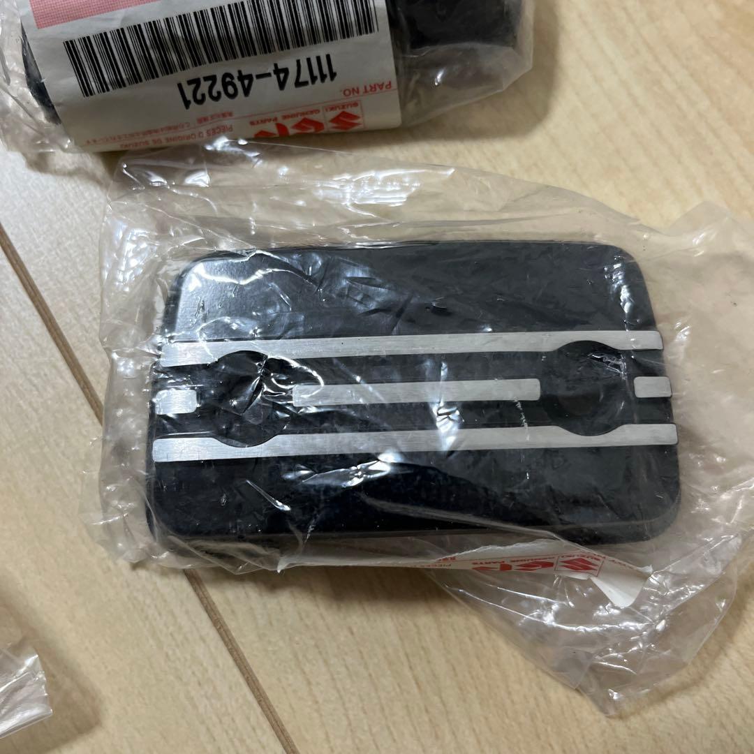 gsx250e 400e 他車種カムカバー　スズキ純正品　ザリゴキ