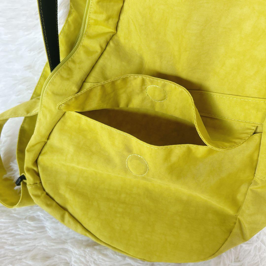 ☆美品☆【ヘルシーバックバッグ】　ボディバック　軽量