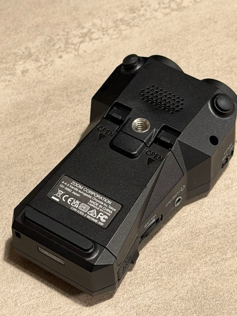 Zoom H1 XLR ハンディレコーダー