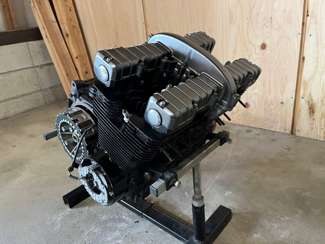 ゼファー400 エンジン