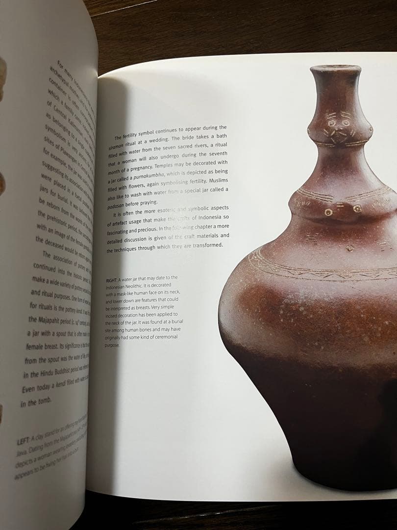 INDONESIAN ARTS AND CRAFTS インドネシア