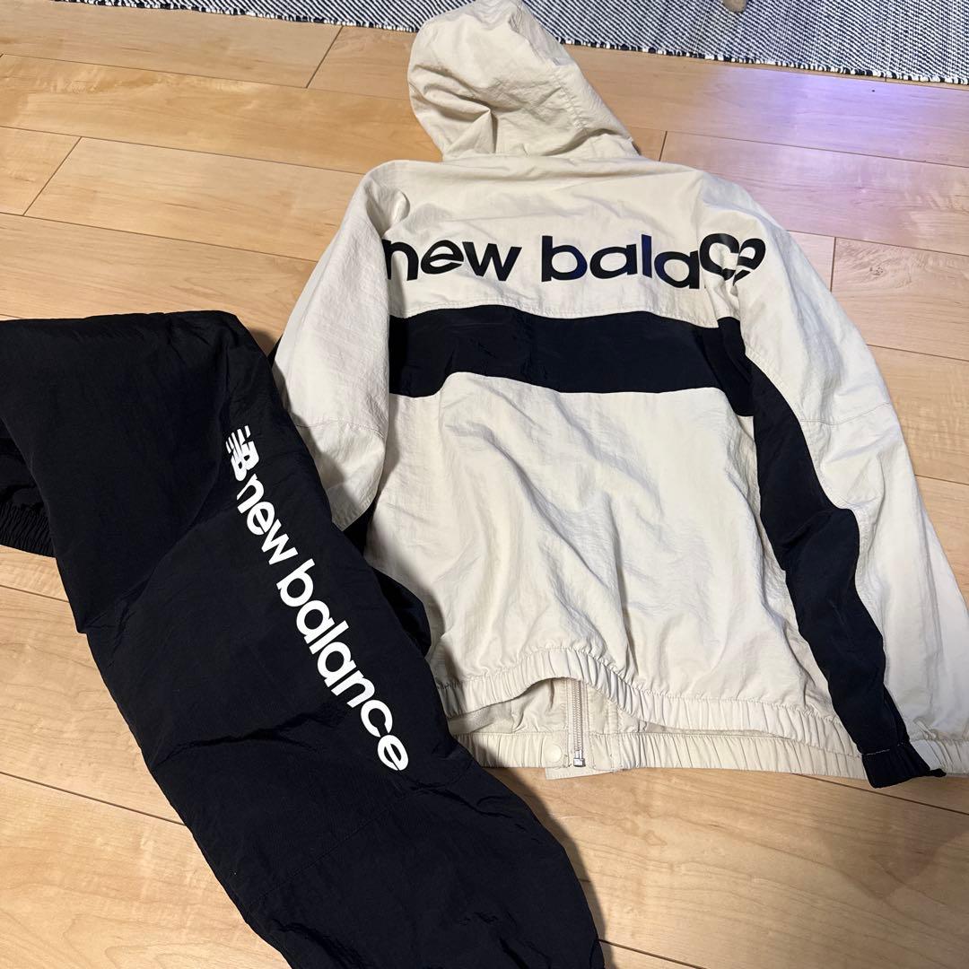 New Balance★モノトーン柄　シャカシャカ上下レディースセットアップ