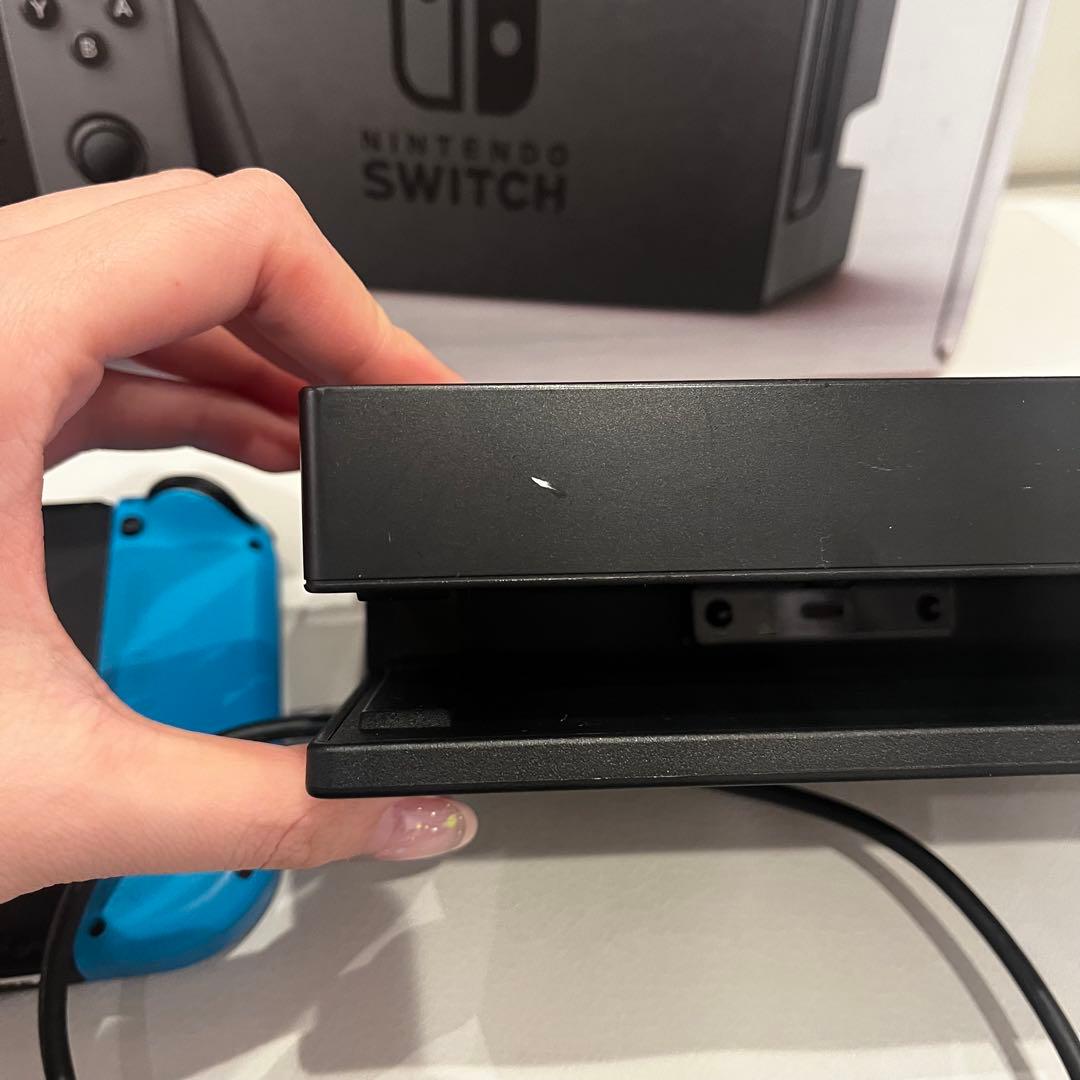 Nintendo Switch ネオンブルー/レッド 本体