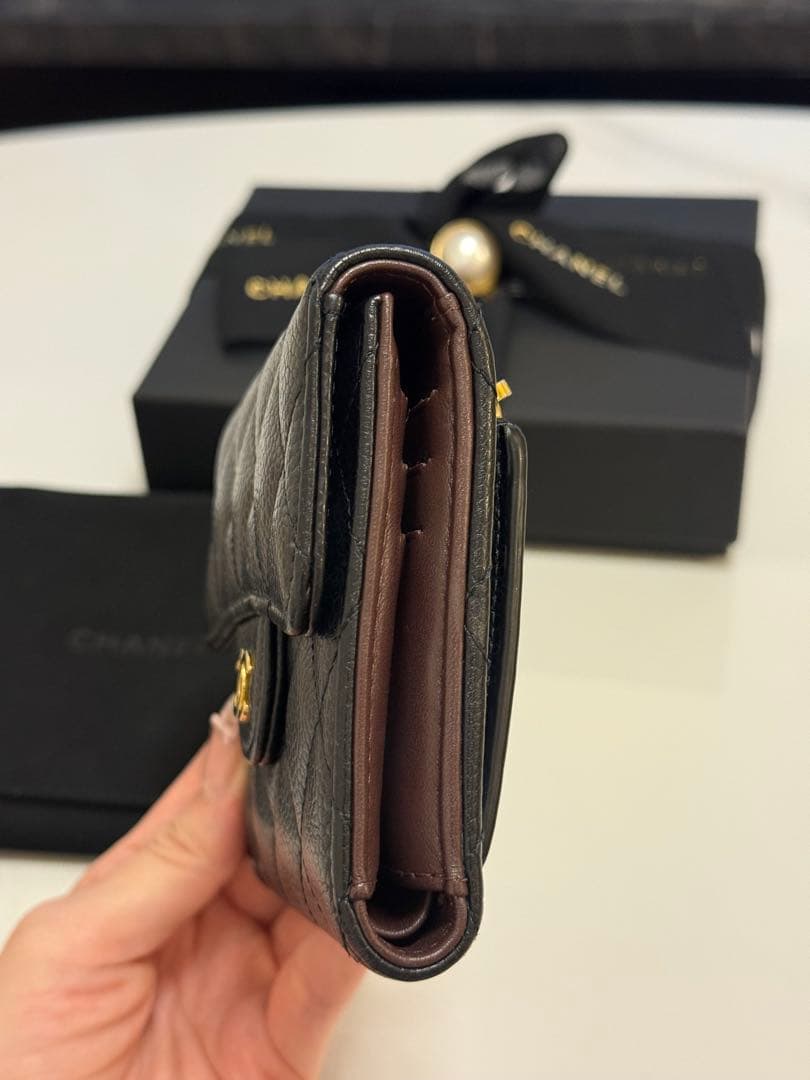 CHANEL キャビアスキン 三つ折り財布