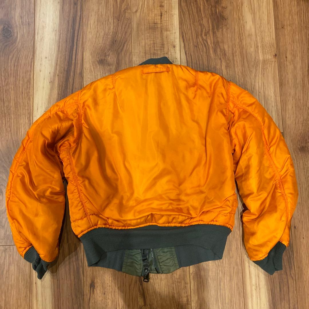 す*い様 ALPHA INDUSTRIES 旧ロゴUSA製　MA-1 small