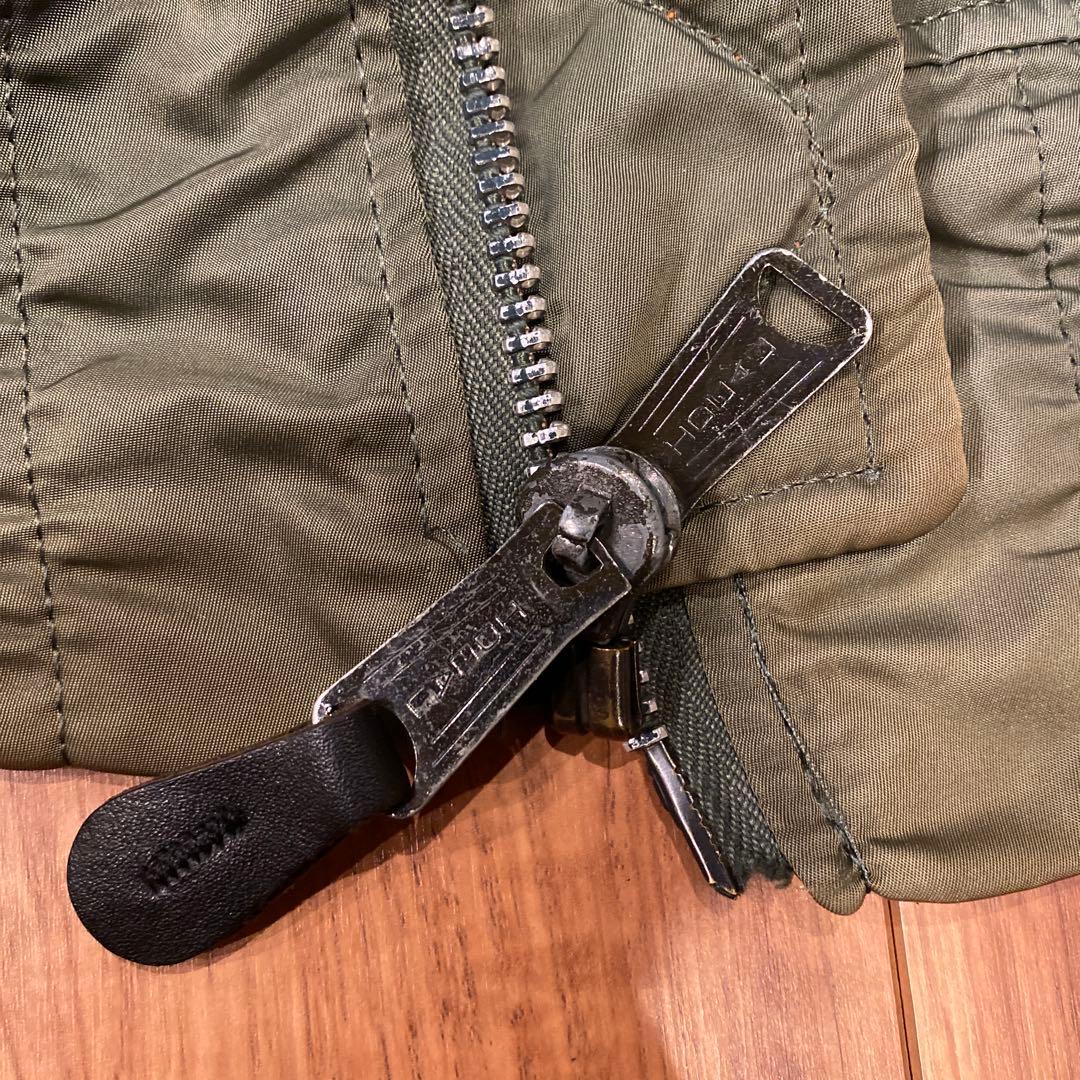 す*い様 ALPHA INDUSTRIES 旧ロゴUSA製　MA-1 small