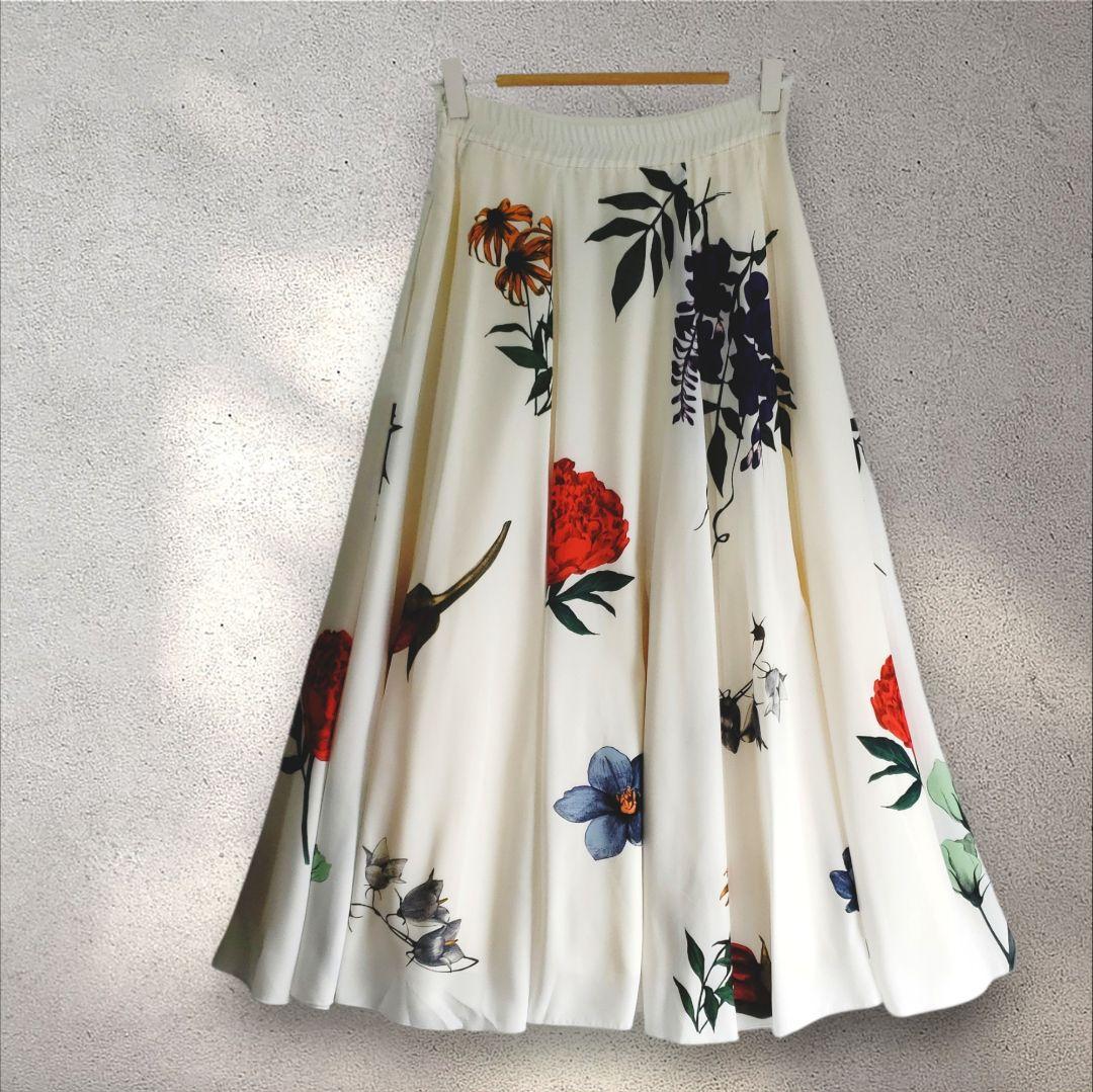 美品【 AMERI 】 アメリ ロング スカート フレア 花柄プリント ホワイト