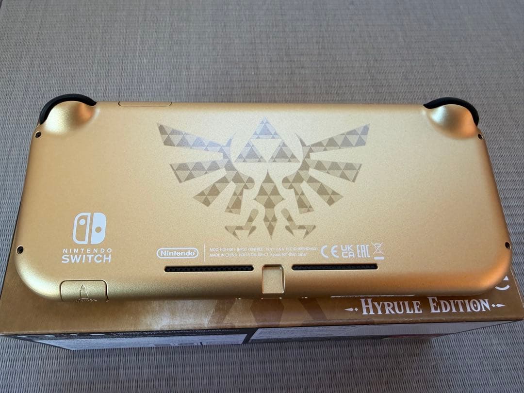 Nintendo Switch Lite ハイラルエディション　美品