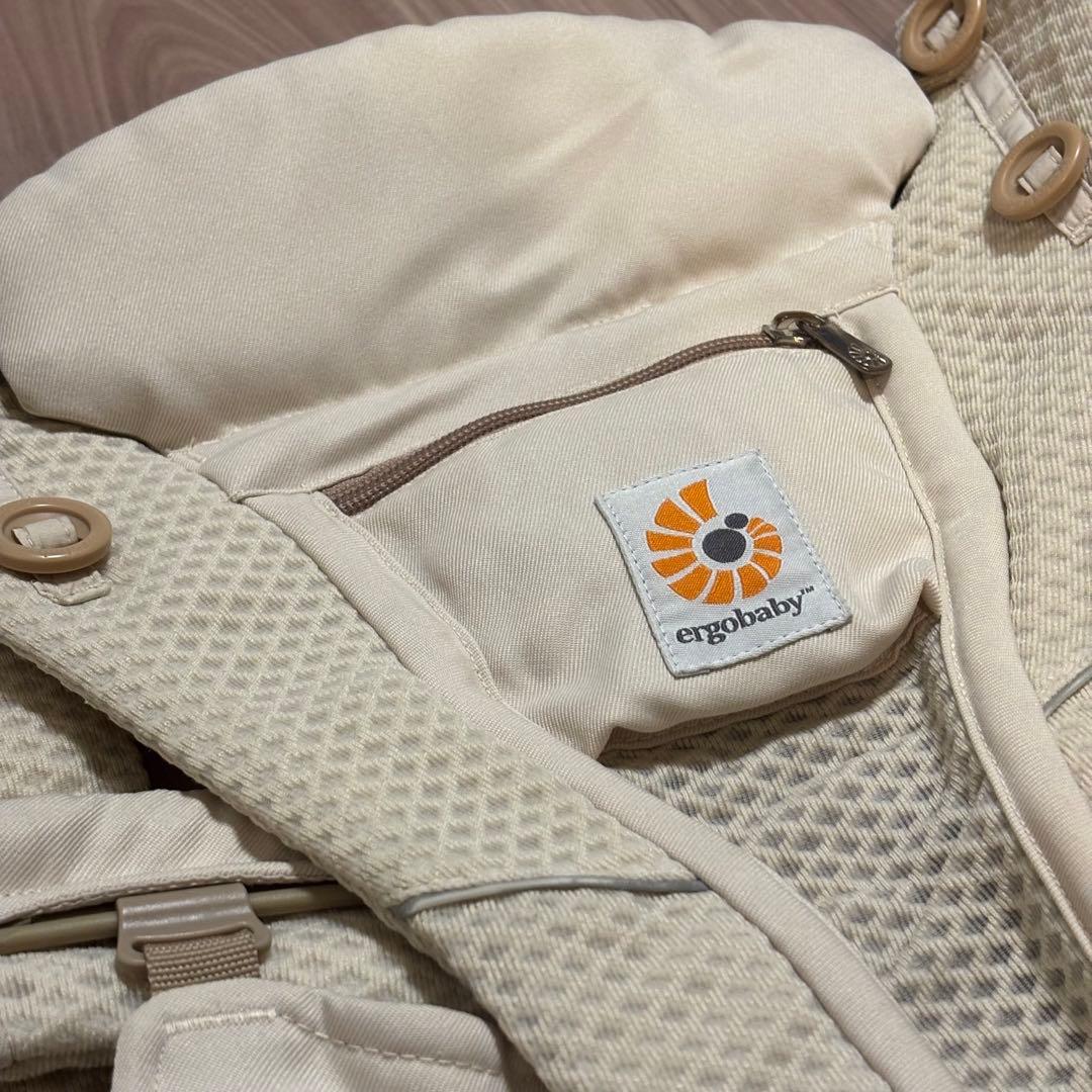 ergobaby エルゴ 抱っこ紐 クリーム色 メッシュ