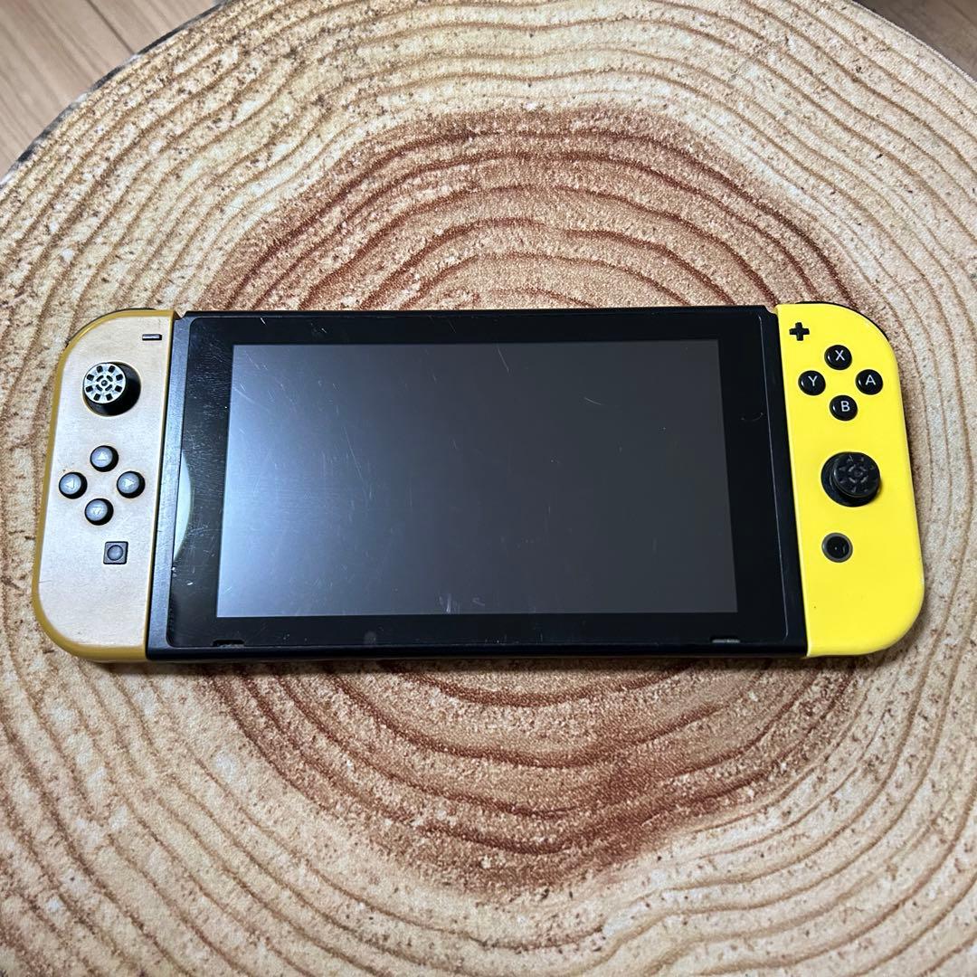Nintendo Switch 本体ポケモンデザイン　ゲームカセット付き