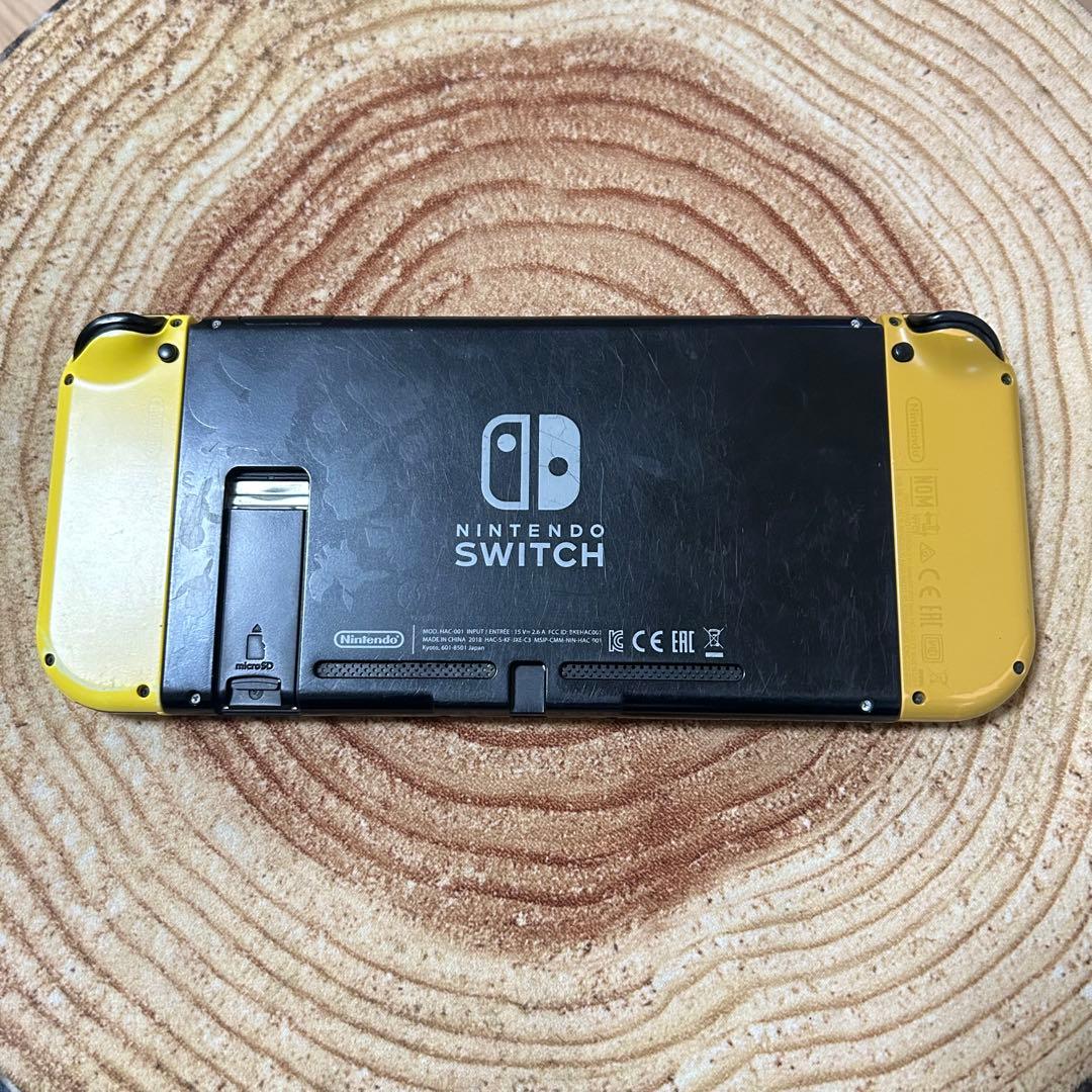 Nintendo Switch 本体ポケモンデザイン　ゲームカセット付き