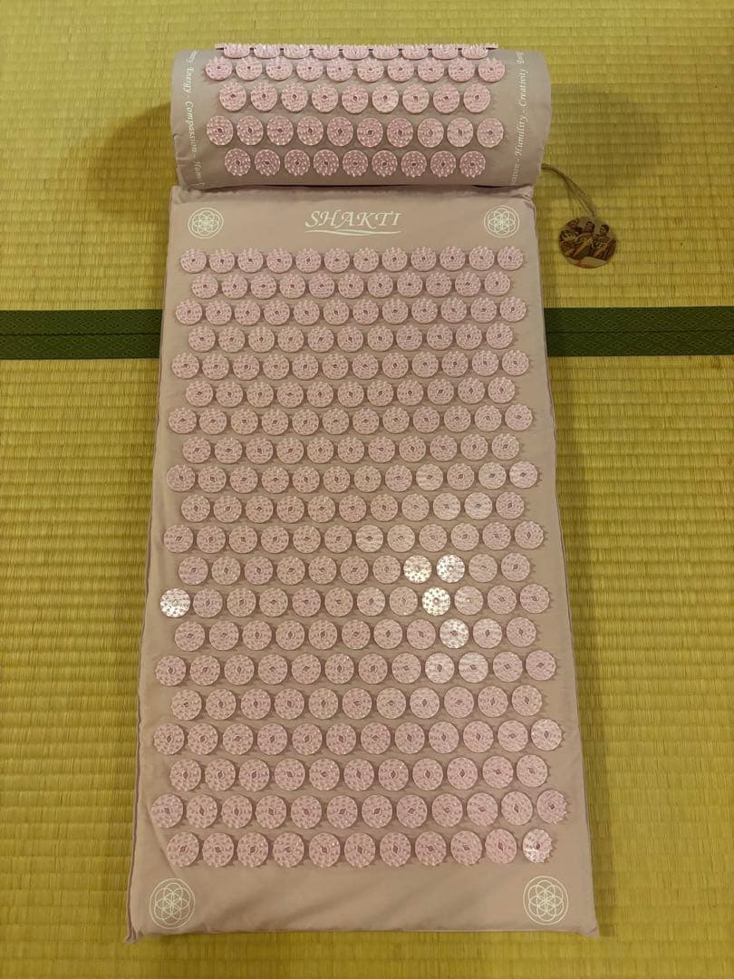 正規品シャクティ　マット&枕セット　ピンク