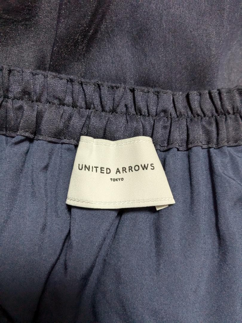 UNITED ARROWS オーガンジー ポケット プリーツスカート ネイビー