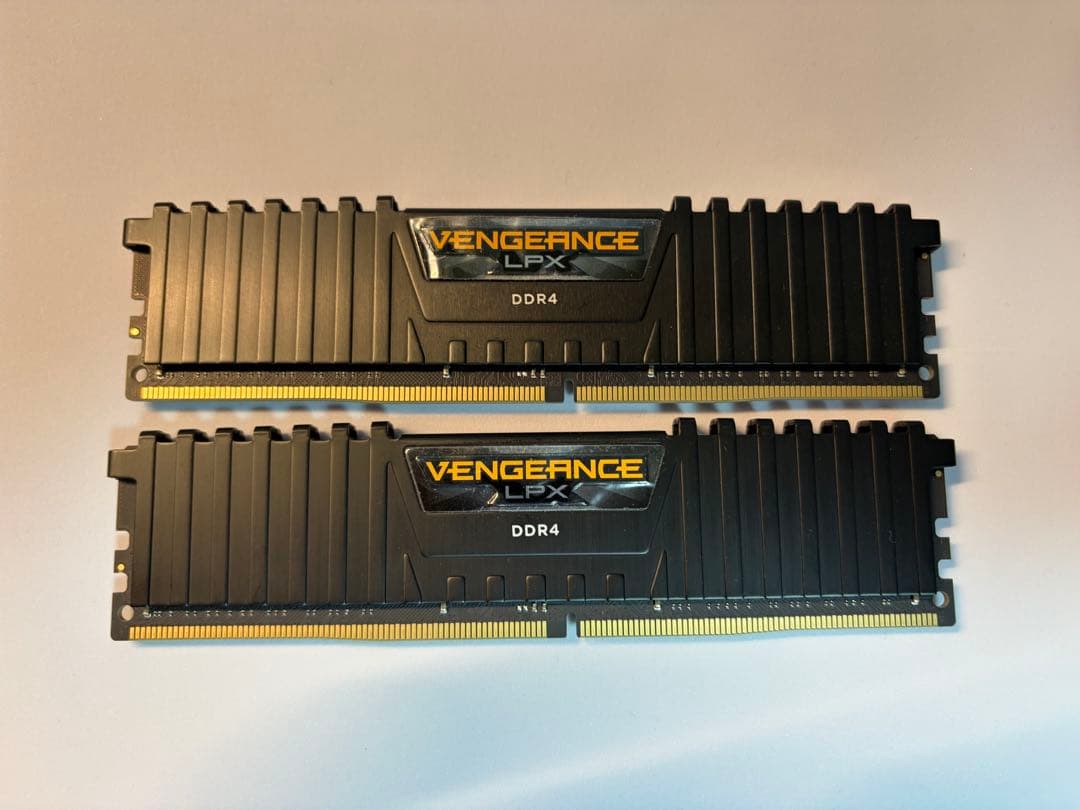 美品！CORSAIR DDR4-3200MHz 16GBx2枚 32GB