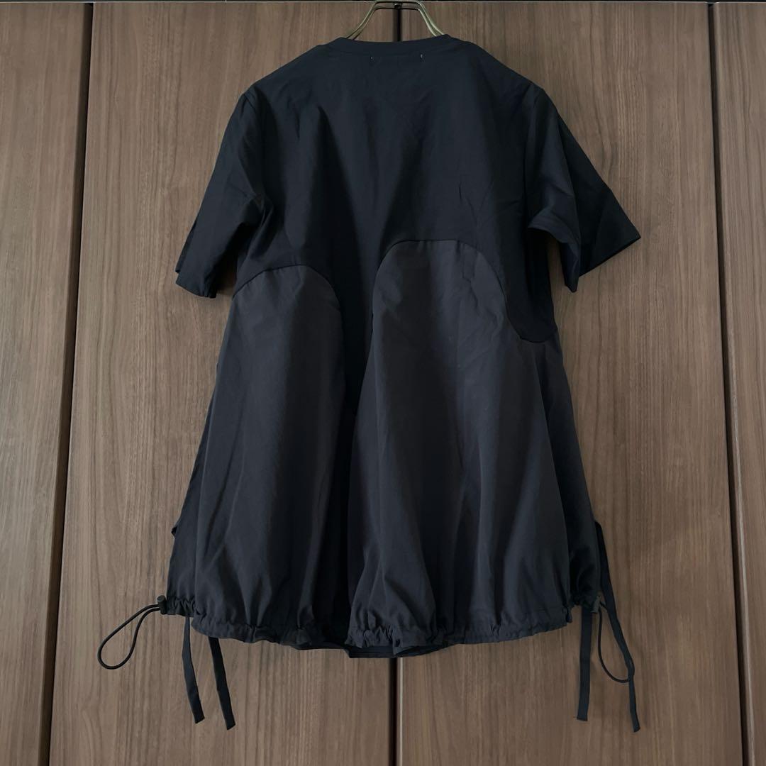 UN3D. ウェーブラインTシャツ