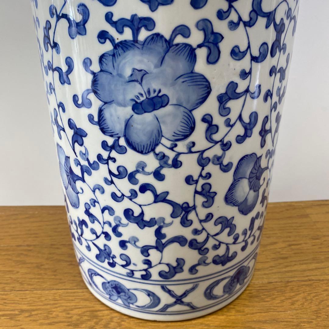 染付け　傘立て　唐草　花唐草　1点　花台　オブジェ　ガーデニング 青花