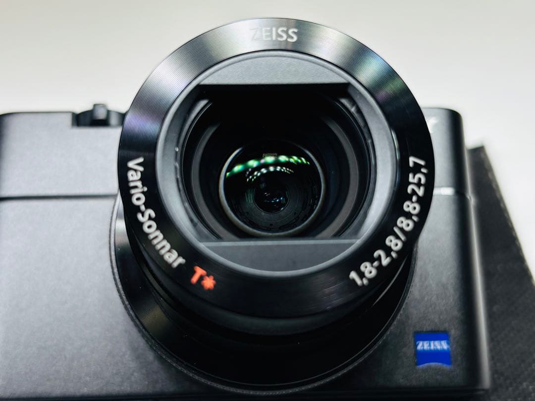 デジタルカメラ SONY Cyber-shot RX100M5A