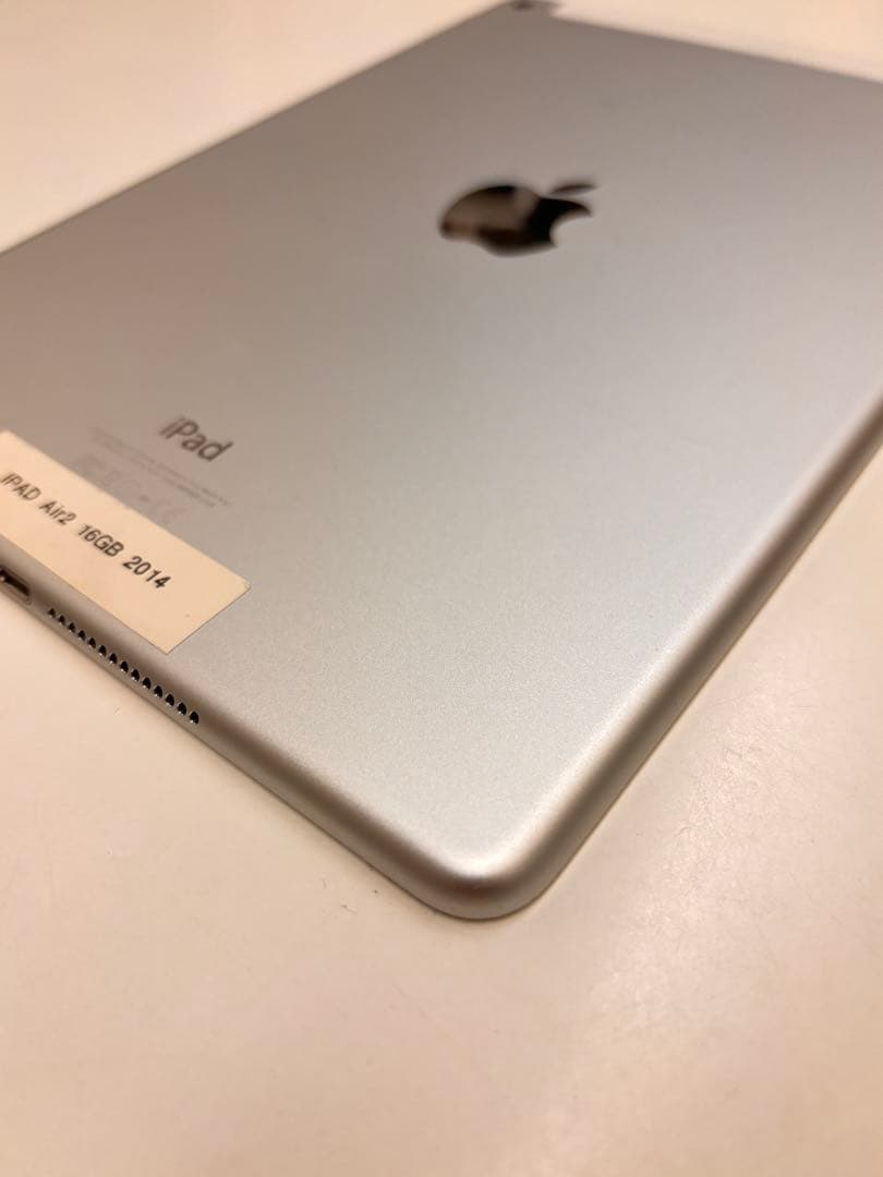iPad本体 iPad Air 128GB