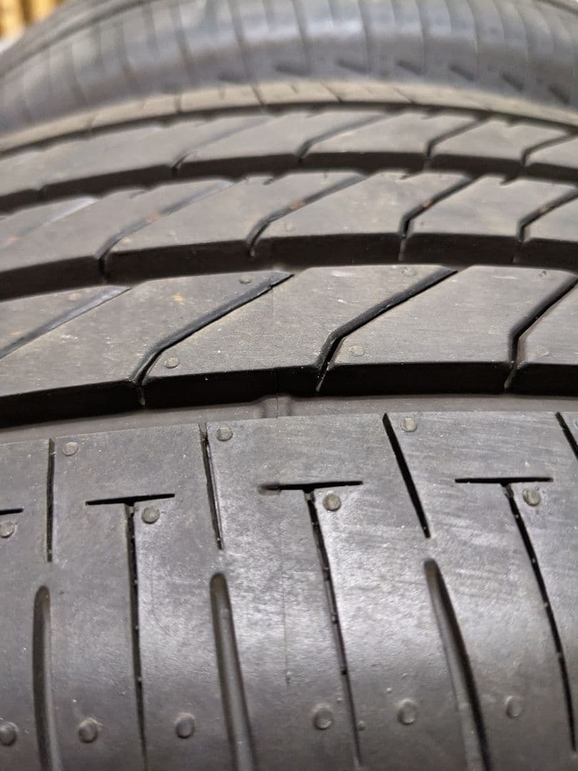 ブリジストントランザ　ノーマルタイヤTOO5　215/55R17