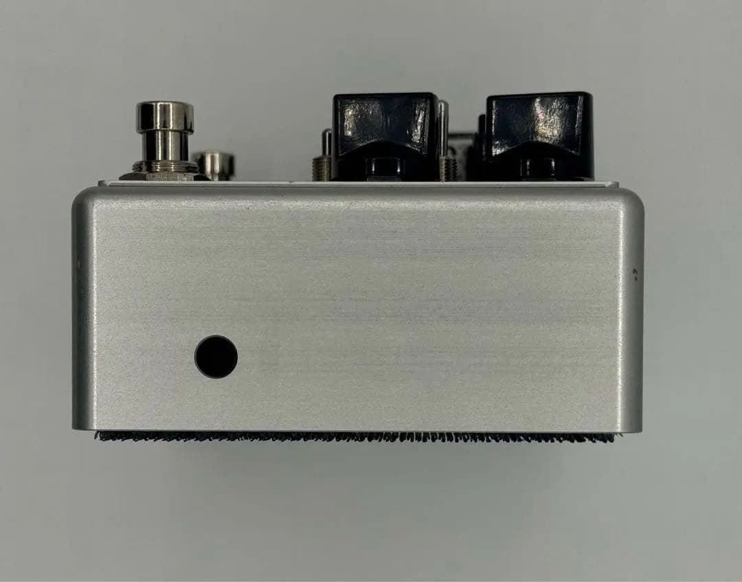 DARKGLASS VINTAGE ULTRA V1ベースエフェクター