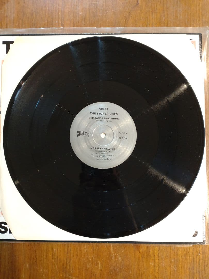 THE STONE ROSES/SHE BANGS THE DRUMS レコード