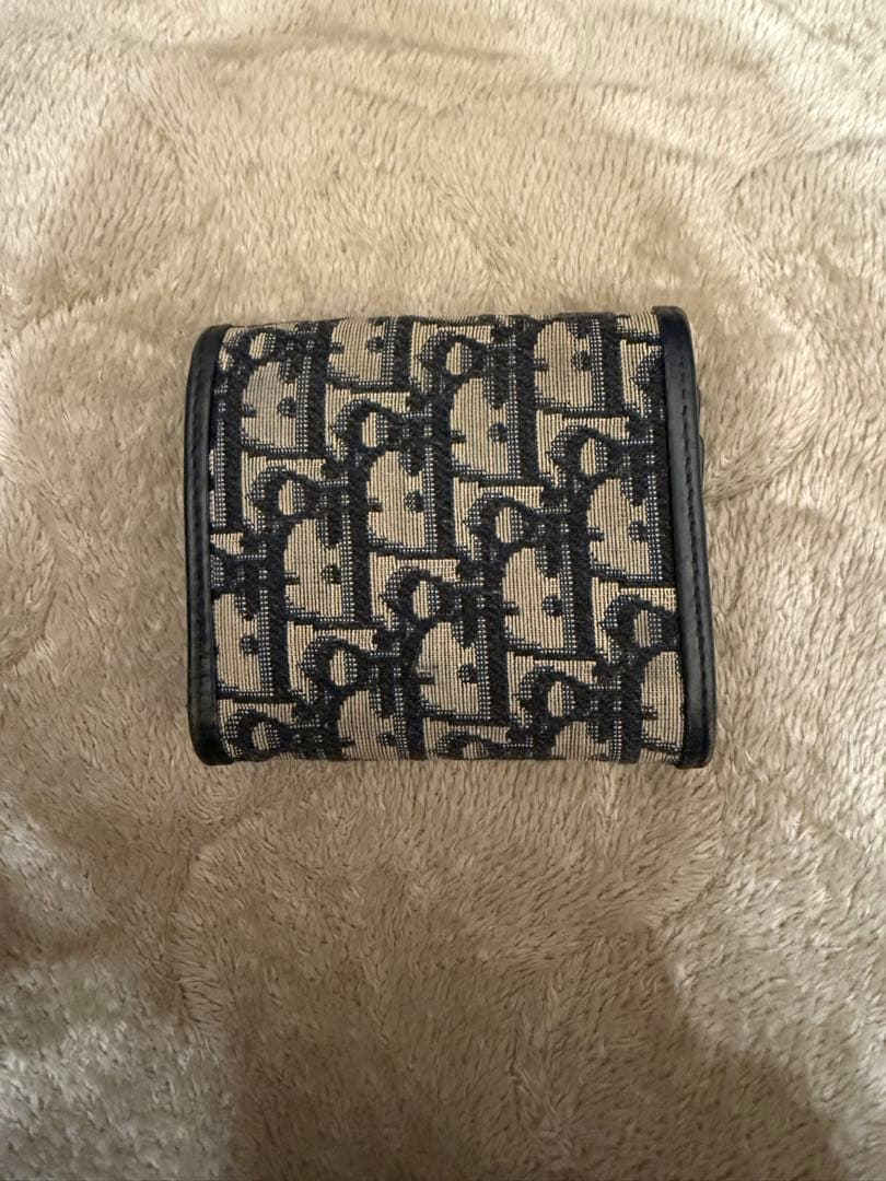 dior 三つ折り財布