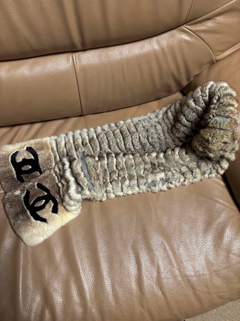 CHANEL オリラグマフラー