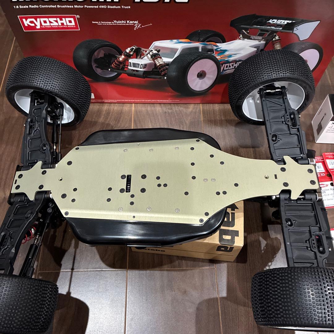 Kyosho Inferno MP10Te 1/8 電動ラジコンカー　未走行品