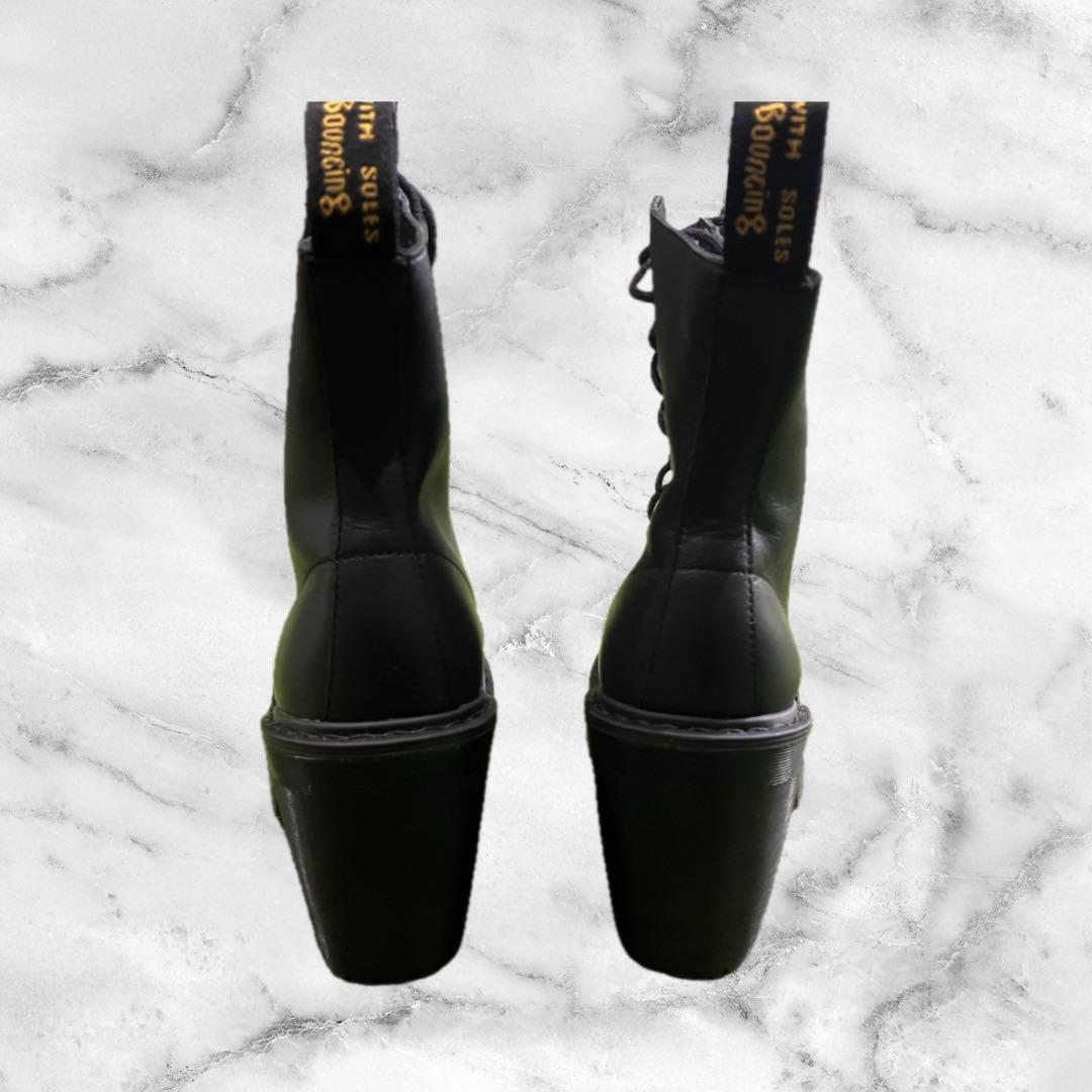 ★新品未使用★Dr.Martensドクターマーチン KENDRA10ホールブーツ