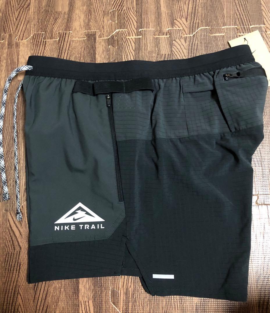 「新品」NIKEトレイルランニングショートパンツ