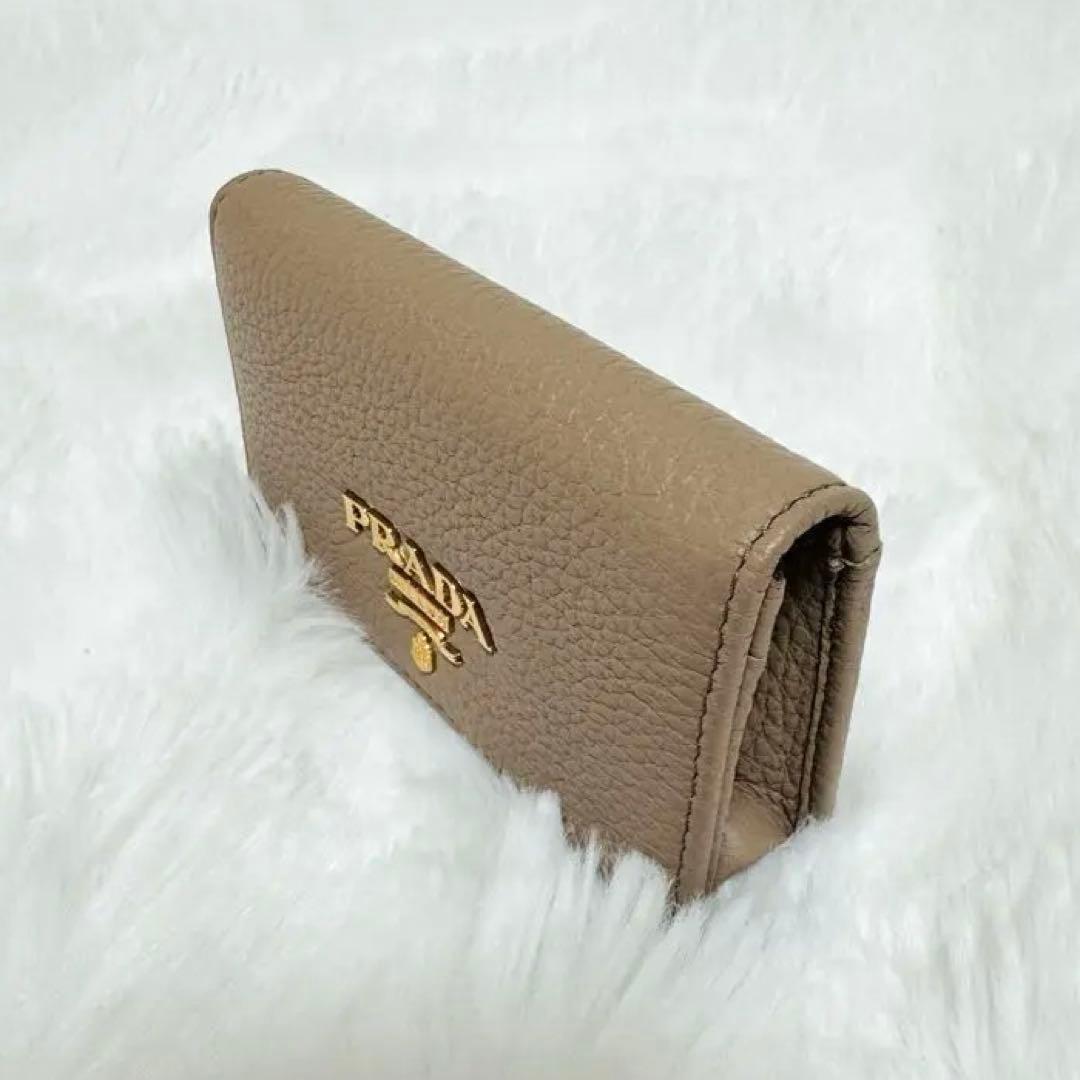 PRADA 名刺入れ　ベージュ　新品