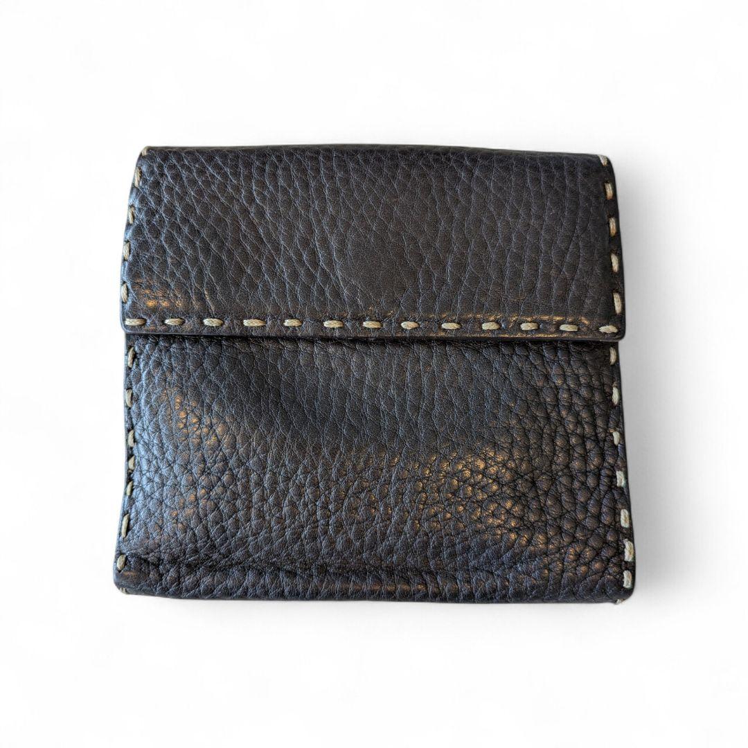 【極美品/正規品】FENDI フェンディ セレリア 二つ折り財布 手縫いステッチ