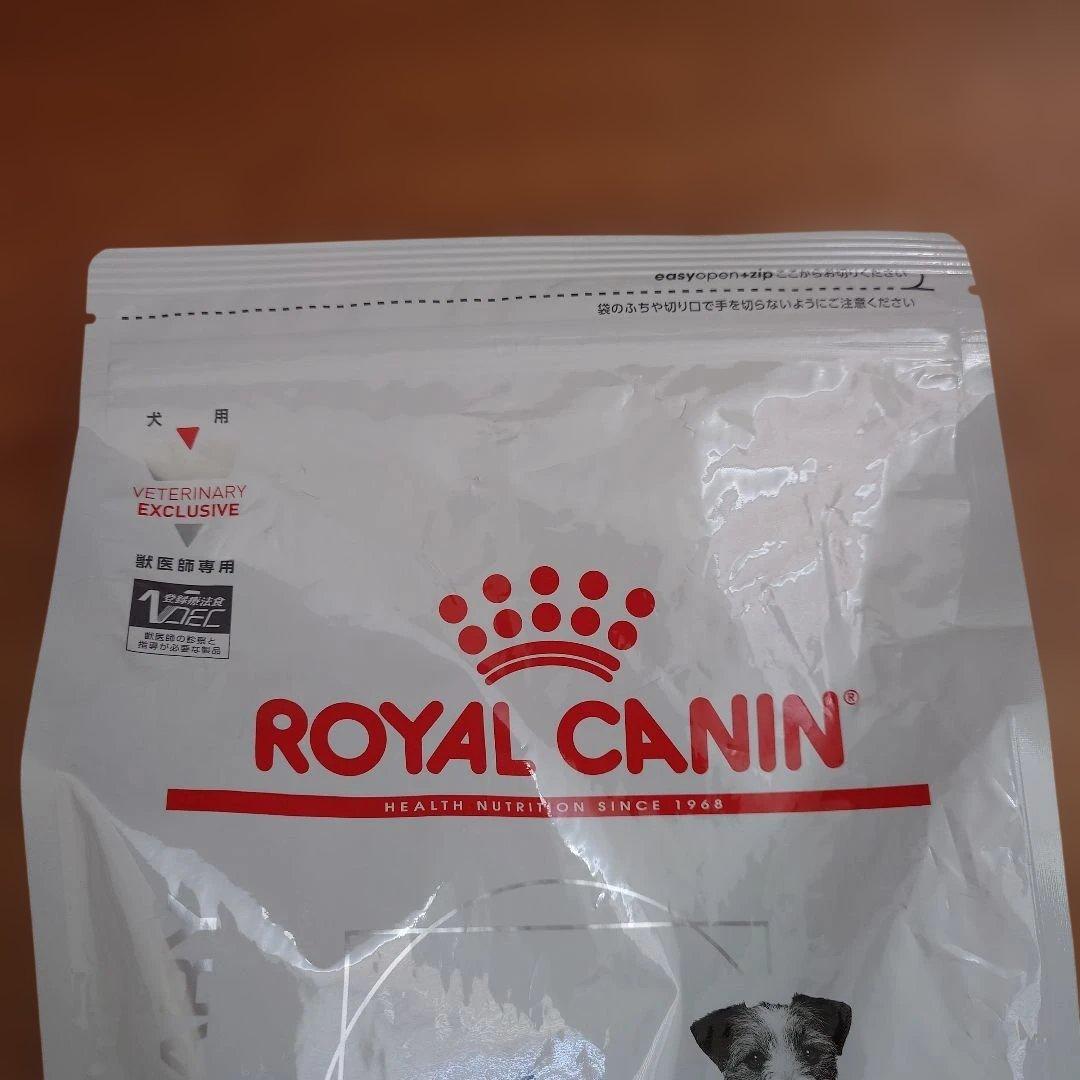 《新品未開封》 CANIN スキンケア 小型犬用 3kg 1袋