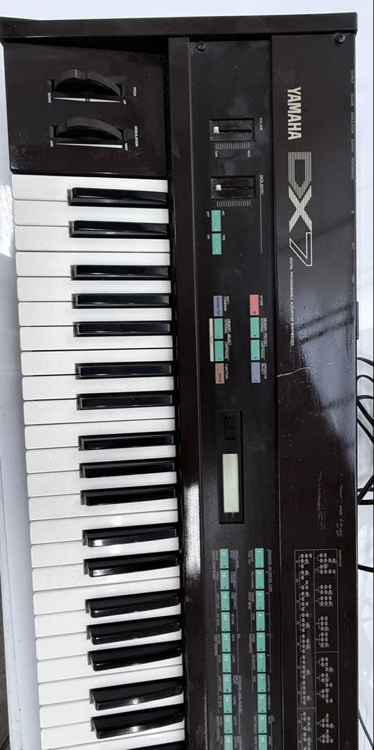 カ*バ様 Yamaha DX7 61鍵 FMシンセサイザー