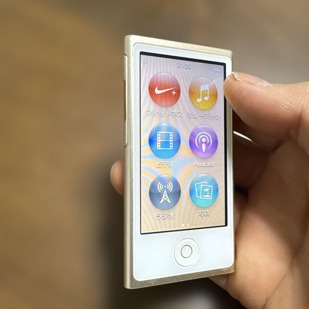 Apple iPod nano シルバー
