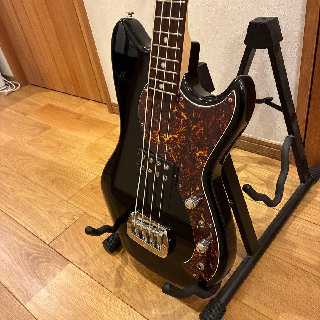 ベース G&L Tribute Series Fallout Bass