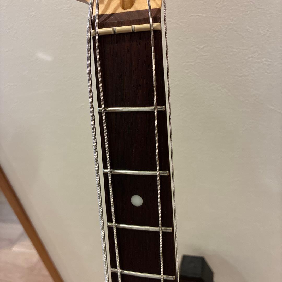 ベース G&L Tribute Series Fallout Bass
