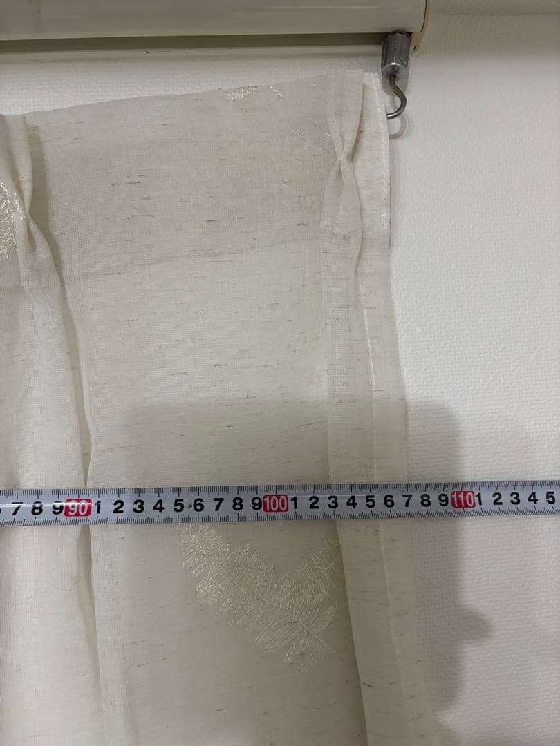〈中古美品〉ニトリ ミスト3 カーテン 100X135 2枚セット　レース付き