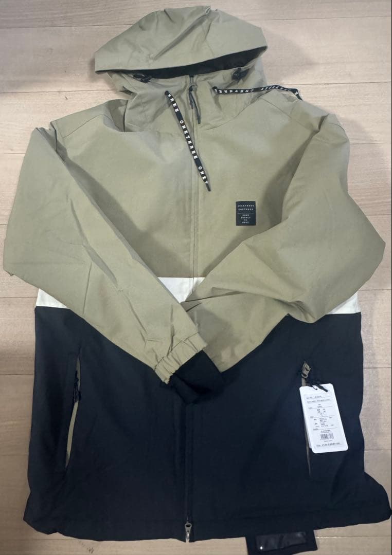 ONYONE スノーボードウェア XL メンズ　JACKFROST SAND