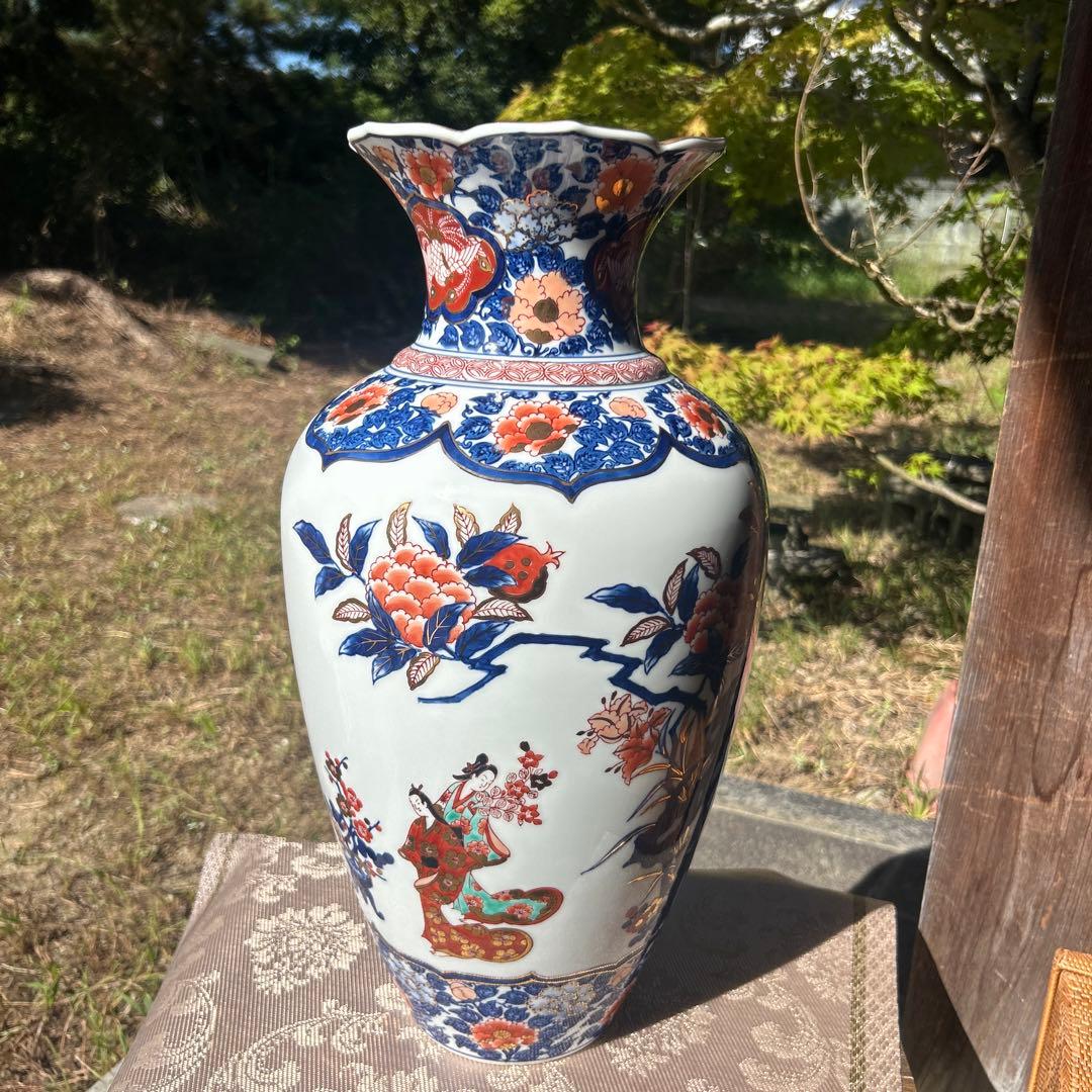 有田　哲山作　染錦元禄美人図　花瓶 置物 (大)