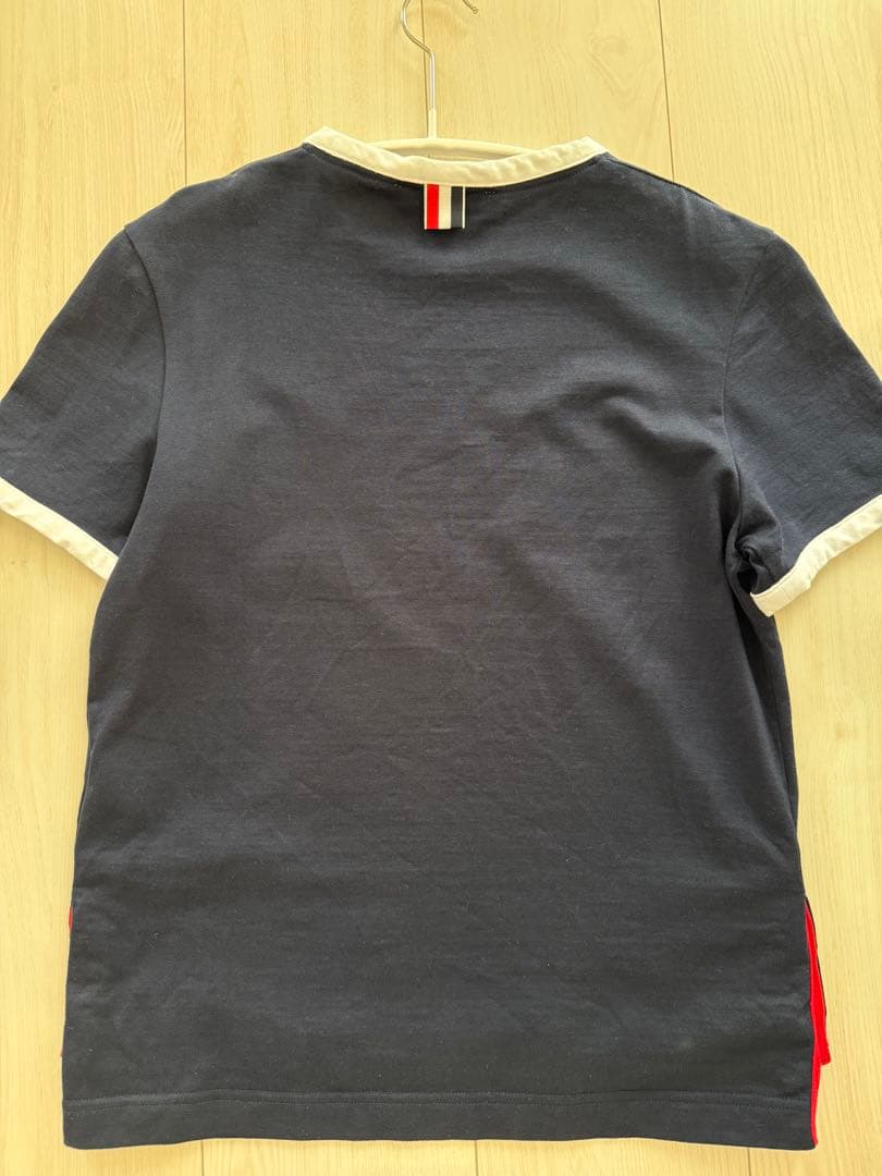 トムブラウン　Tシャツ
