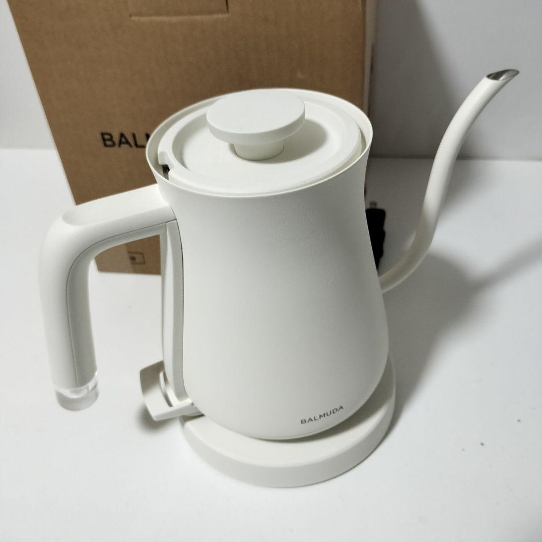 【未使用に近い】BALMUDA バルミューダ　電気ケトル　中古美品　1306