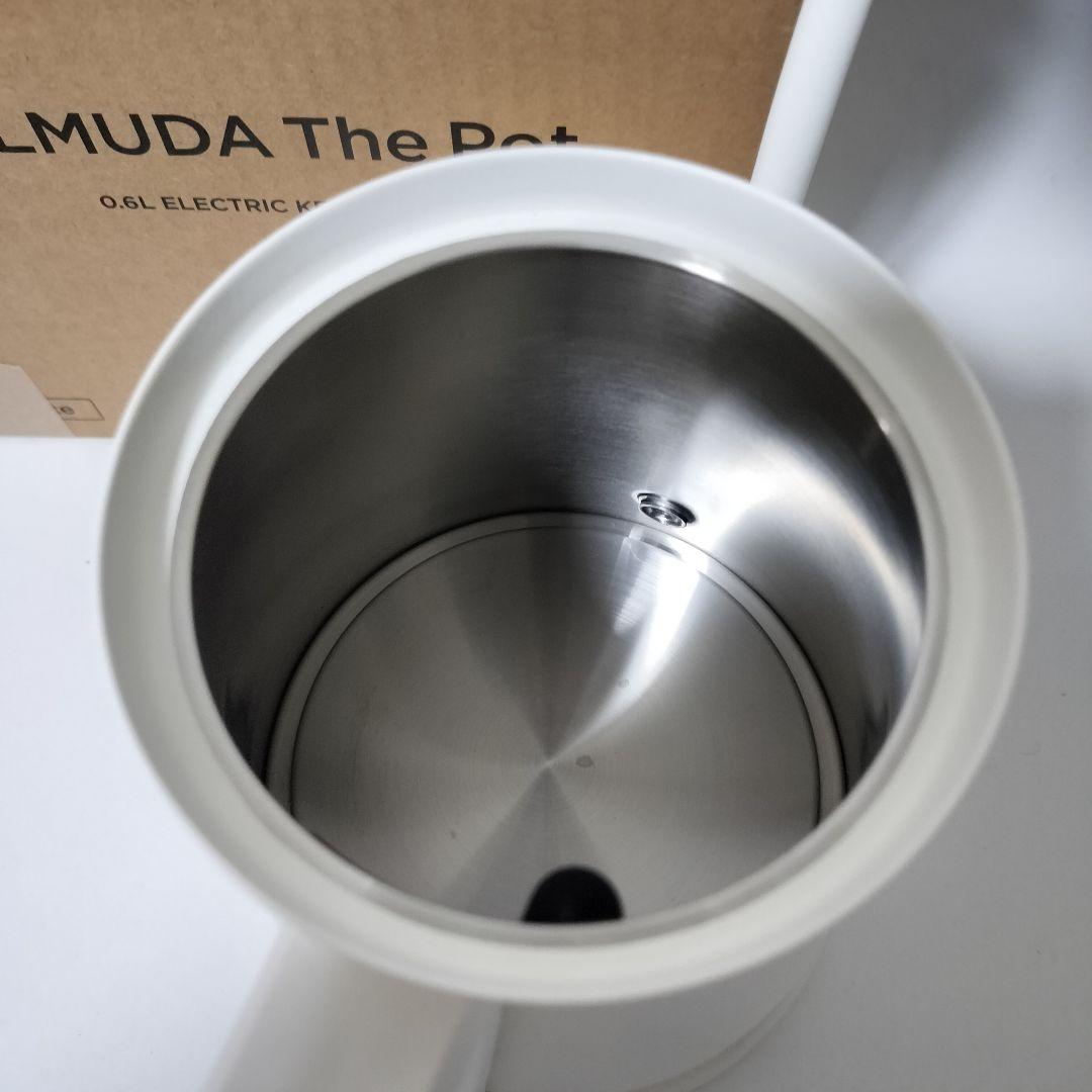 【未使用に近い】BALMUDA バルミューダ　電気ケトル　中古美品　1306