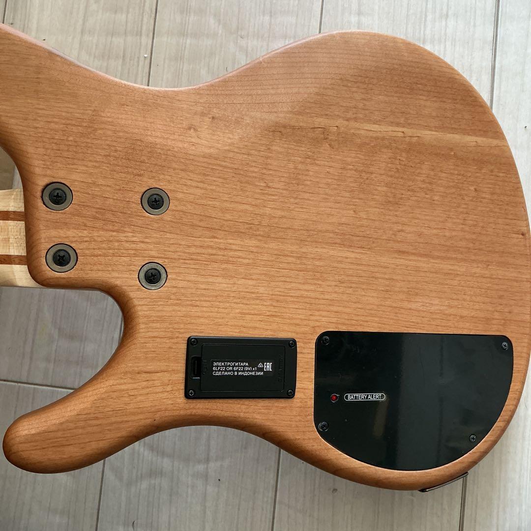 YAMAHA　TRBX604FM　NS　ナチュラルサテン　エレキベース