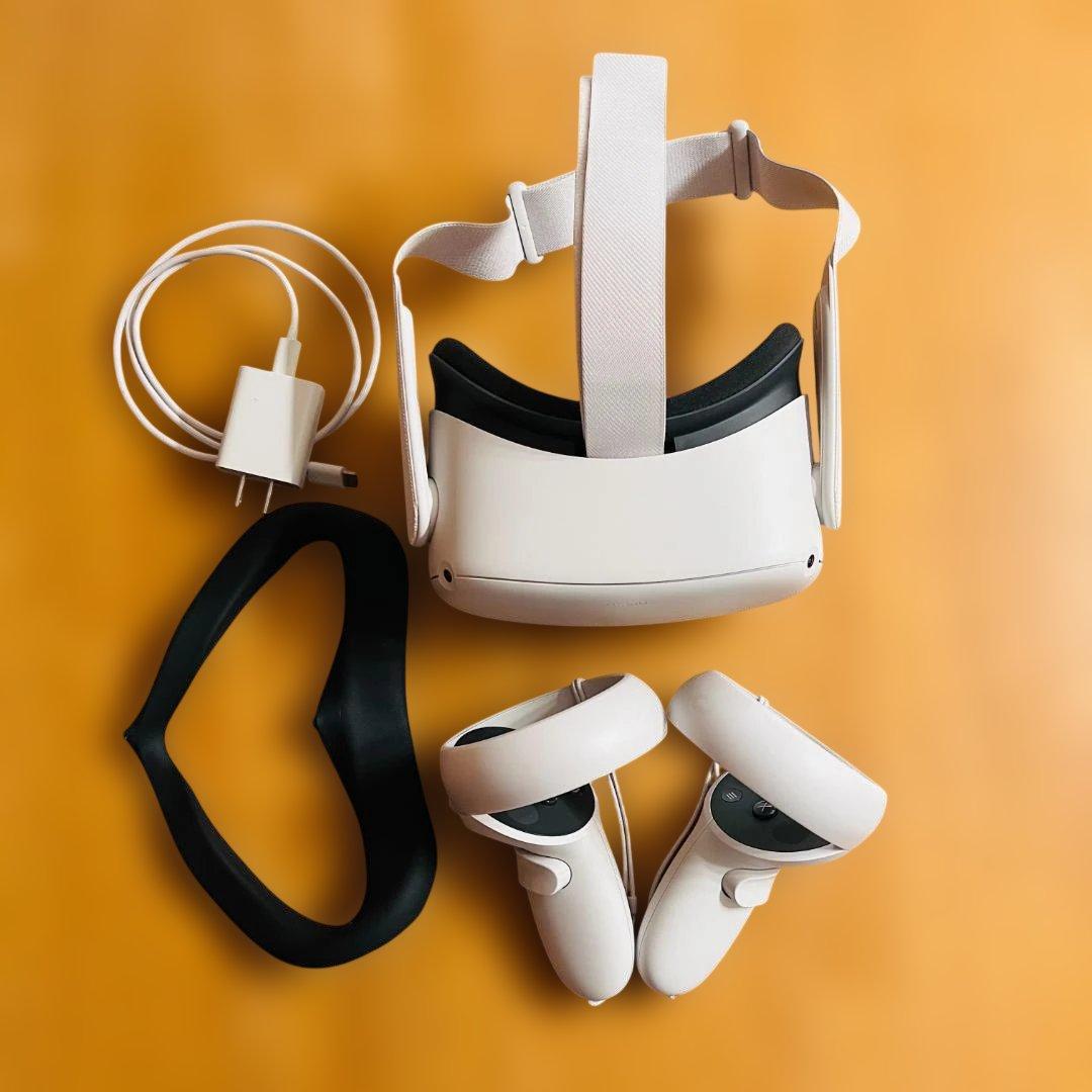  Quest 2 64GB VRヘッドセットとコントローラ