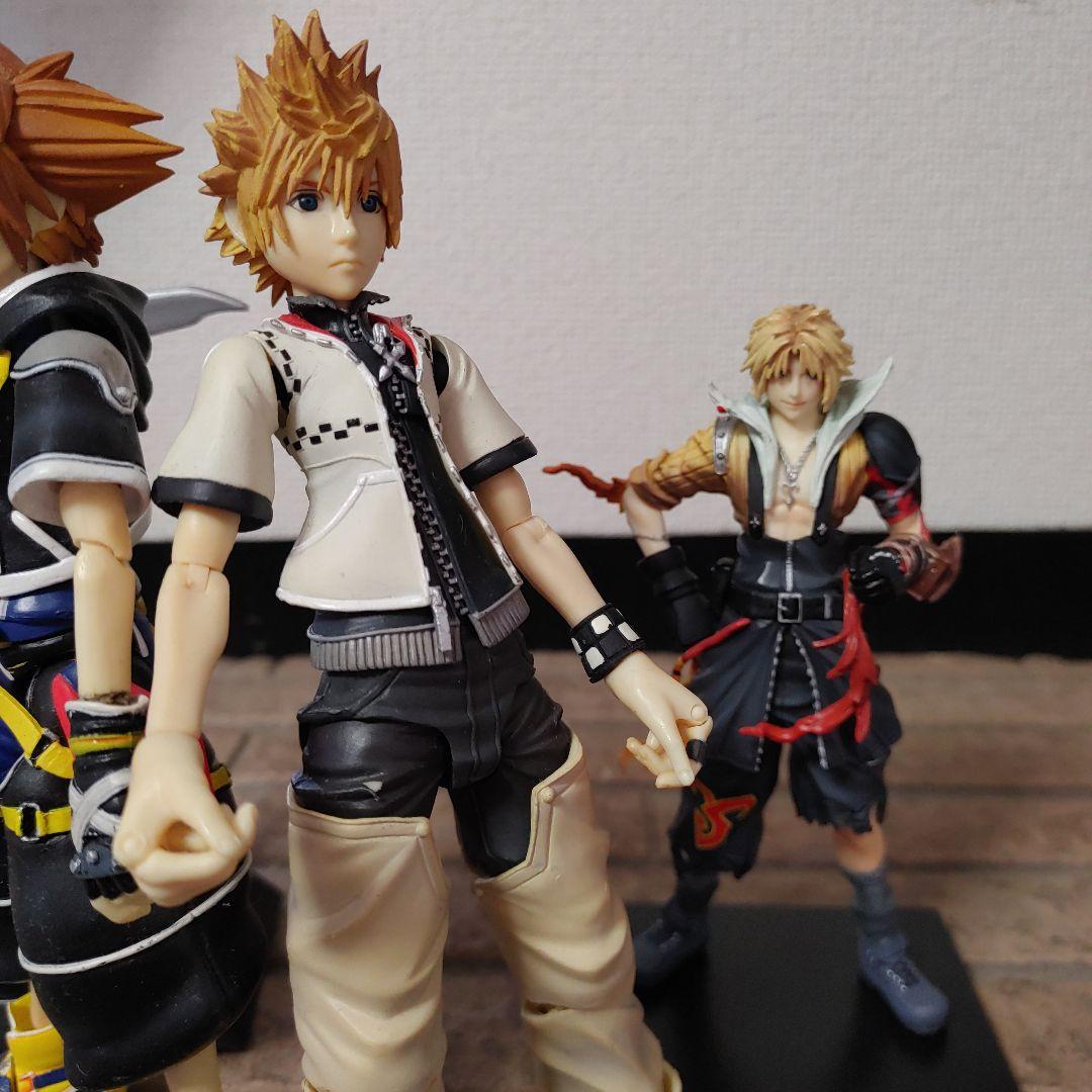 キングダムハーツ　ファイナルファンタジー　フィギュアセット　プレイアーツ
